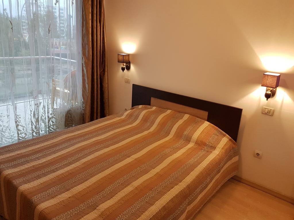 St.Vlas Apartments Mamaia Bagian luar foto