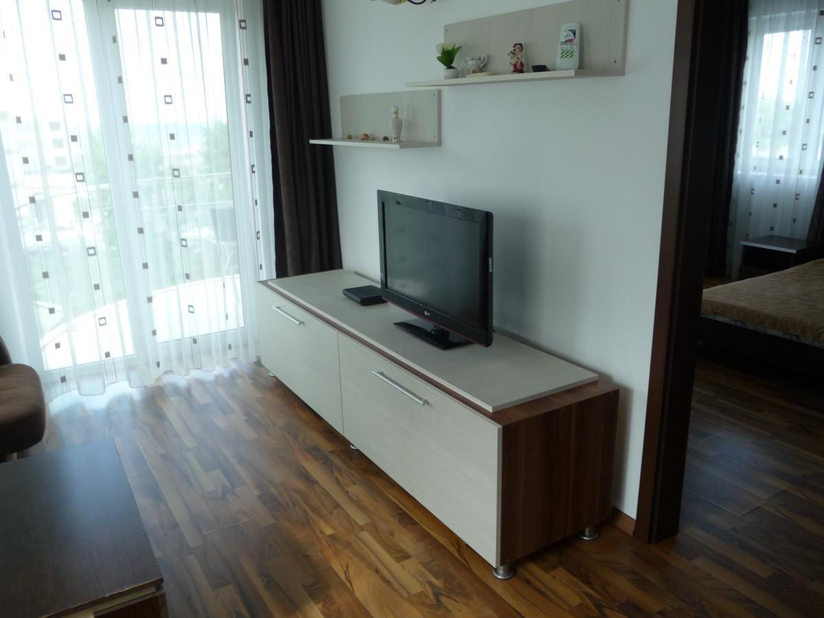 St.Vlas Apartments Mamaia Bagian luar foto